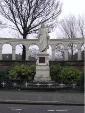 Heilig Hartbeeld Oudenbosch